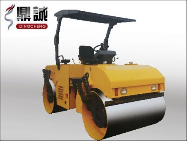 点击查看详细信息<br>标题：6吨双钢轮振动压路机 阅读次数：14363